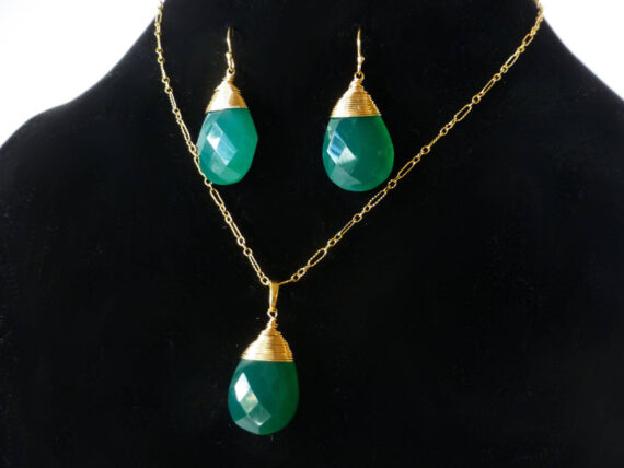 Emerald Green Onyx Large Pendant Necklace in Gold Filled