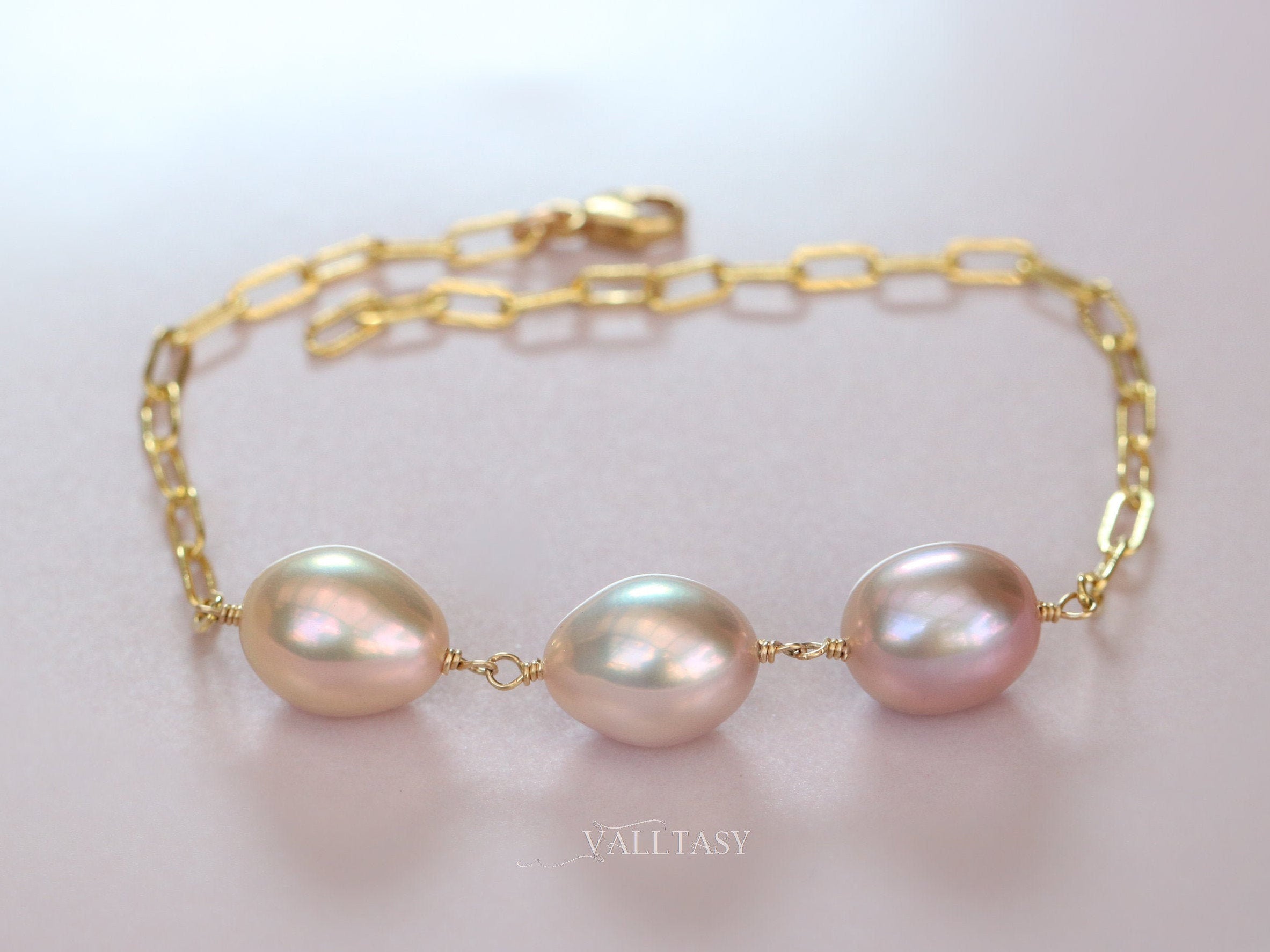 Peach and Pink Pearl Bracelet, High Luster Pearl Trio Chain Bracelet
