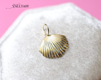 Solid Gold 14K Sea Shell Charm