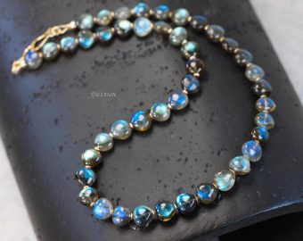 The Twilight Queen Necklace - Solid Gold 14K Labradorite Necklace, Bold Blue Labradorite Beaded Necklace