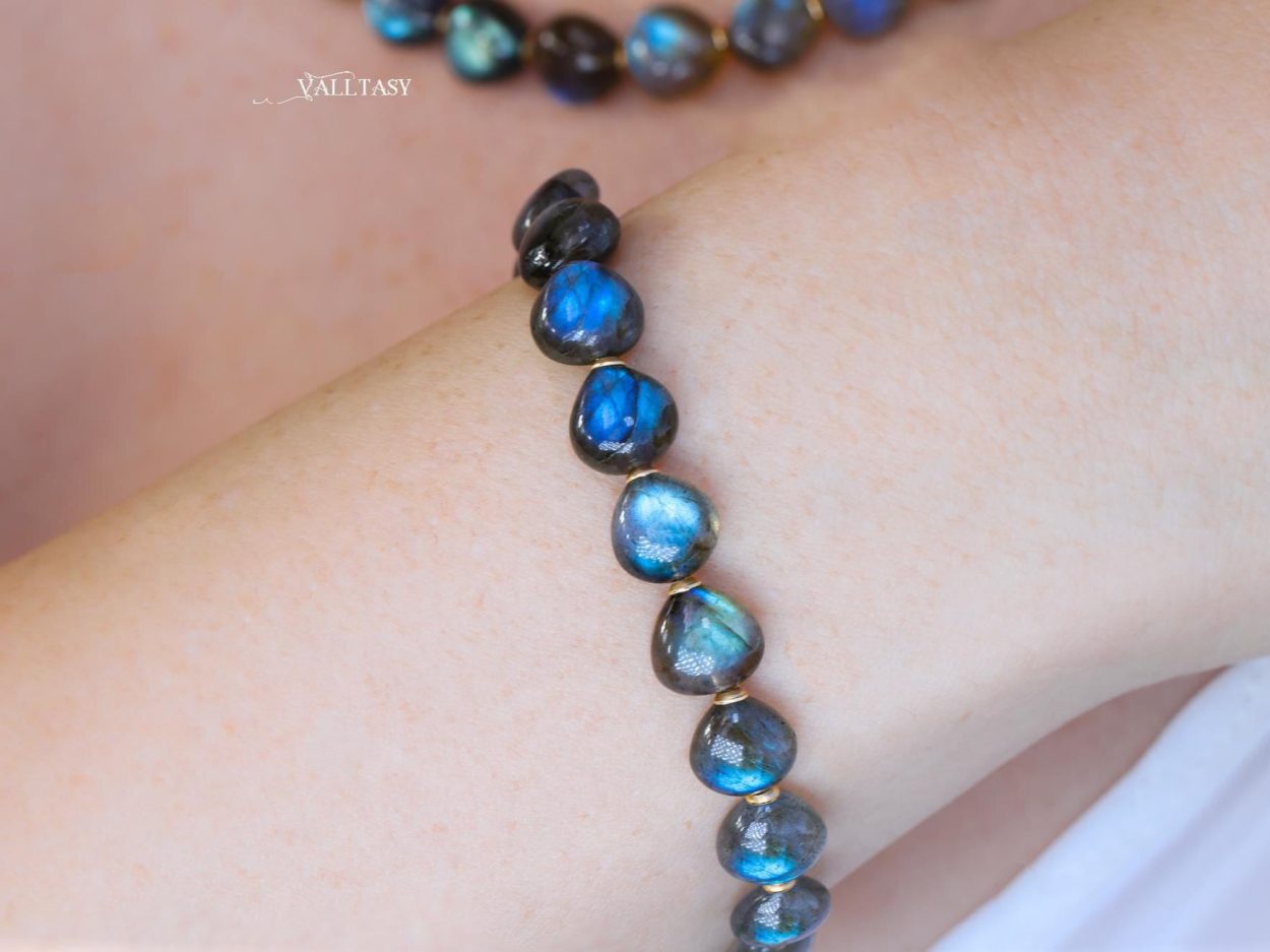 Solid Gold 14K Labradorite Necklace, Bold Blue Labradorite Beaded Necklace