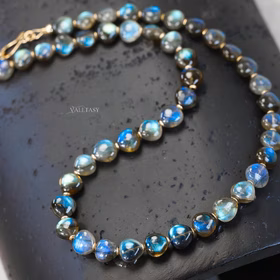 The Twilight Queen Necklace - Solid Gold 14K Labradorite Necklace, Bold Blue Labradorite Beaded Necklace