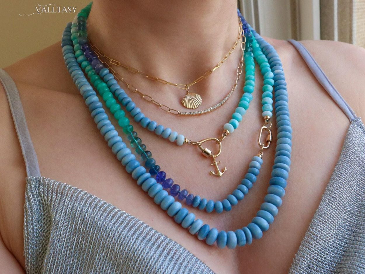 - Solid Gold 14K Sea Shell Charm