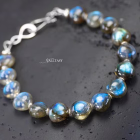 The Twilight Queen Bracelet - Sterling Silver Labradorite Bracelet, Bold Blue Flash Labradorite Beaded Bracelet